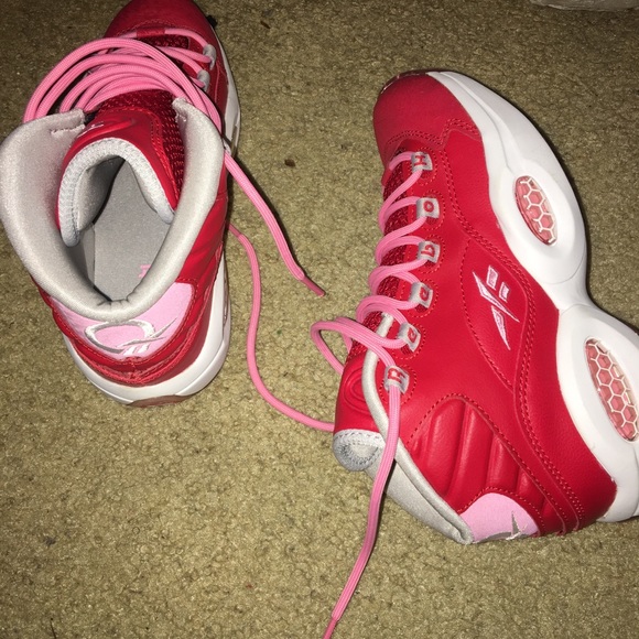 Reebok Question - Picture 2 of 5